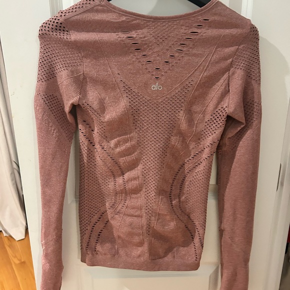 Alo Wanderer Long Sleeve - Picture 2 of 2